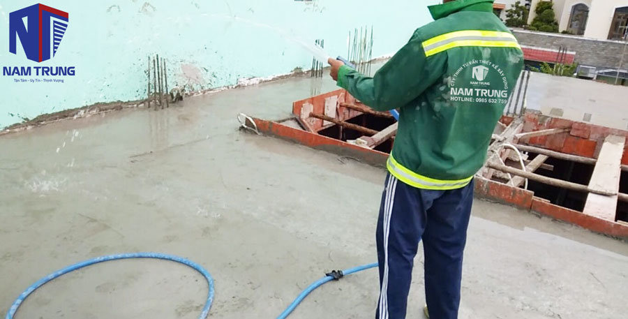 Xây nhà phố 5 tầng tân cổ điển nhà anh Hòa ở Quận 7