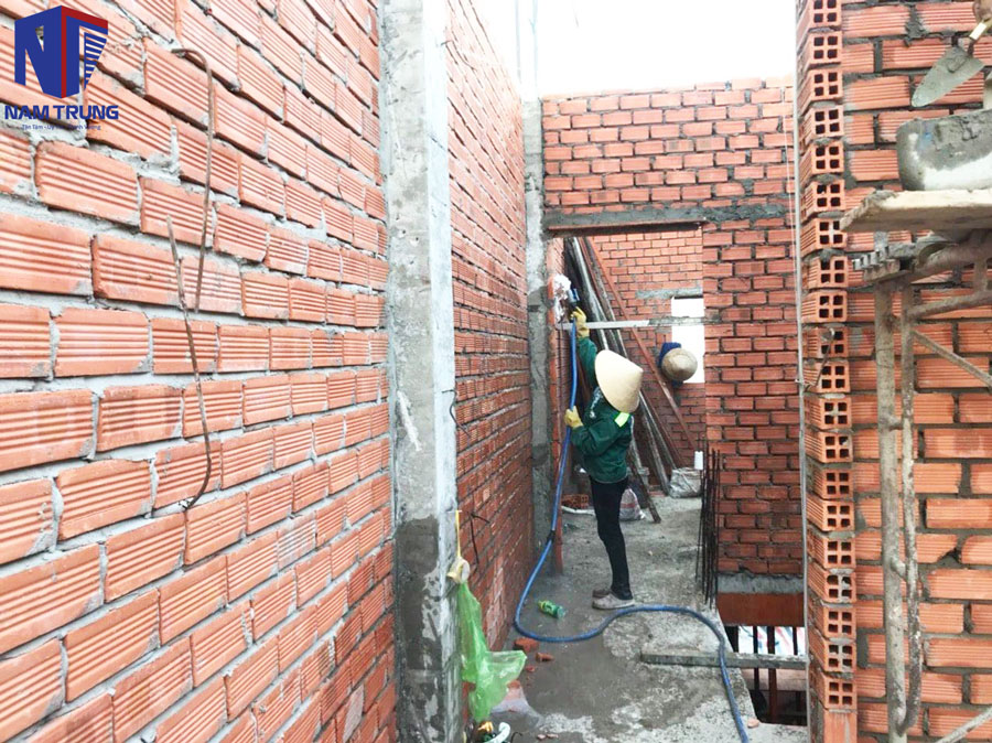 Xây nhà phố 5 tầng tân cổ điển nhà anh Hòa ở Quận 7