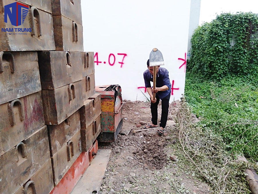 Khởi công xây dựng nhà phố 5 tầng nhà anh Tiến ở Quận 12