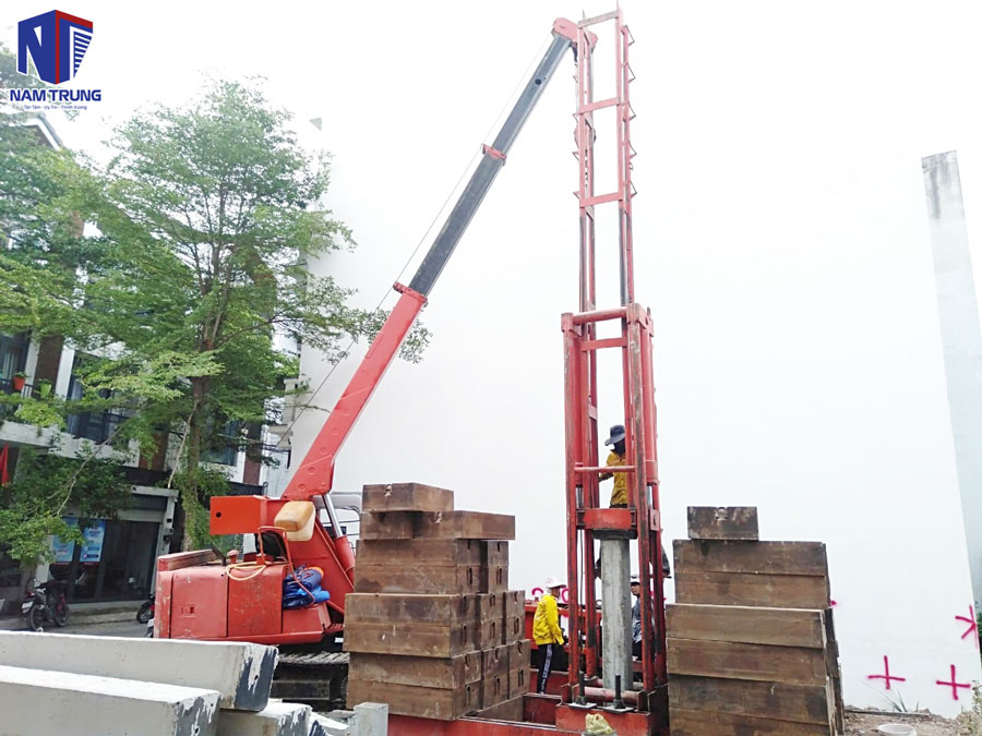 Khởi công xây dựng nhà phố 5 tầng nhà anh Tiến ở Quận 12