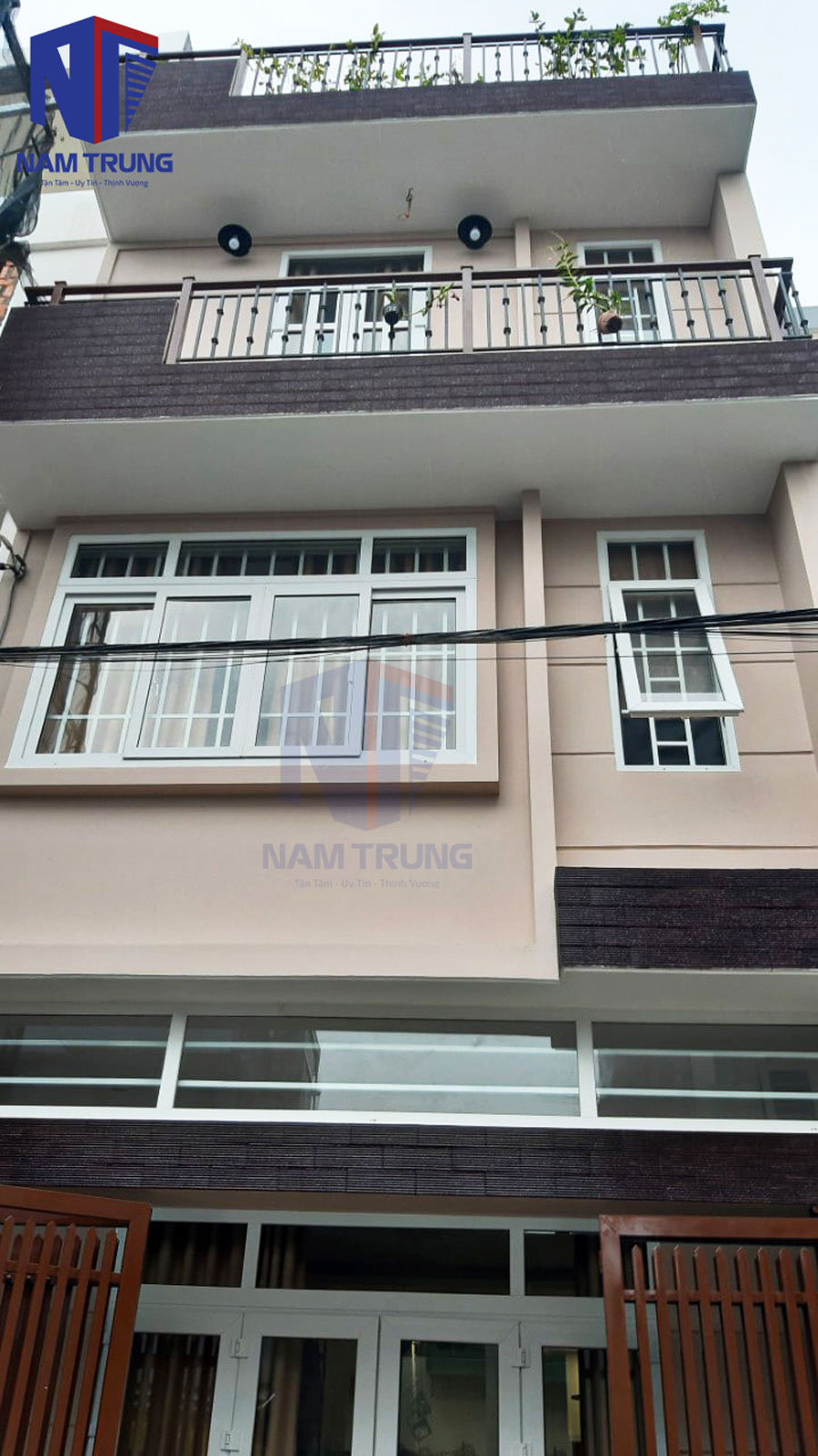 Thi công xây dựng nhà phố 1 trệt 2 lầu tum nhà anh Tiến Quận 12