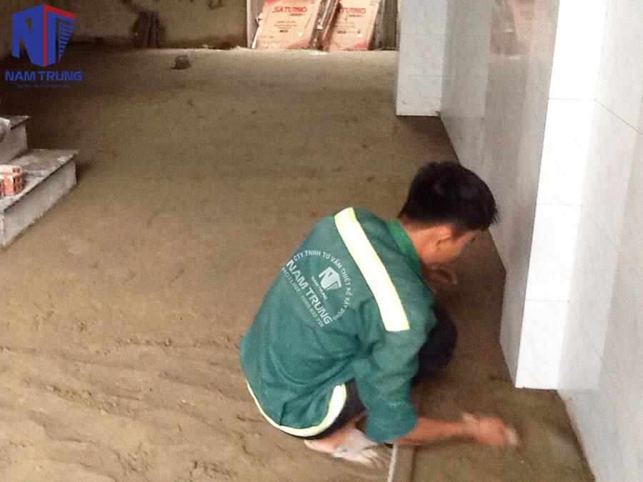 Qúa trình thi công xây nhà phần thô 1 trệt 2 lầu tum nhà chị Trâm Quận 12