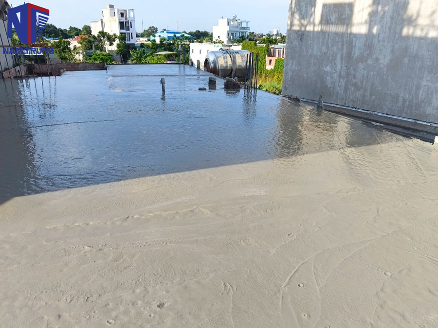 đổ bê tông sàn nhà chị Lan Quận 12