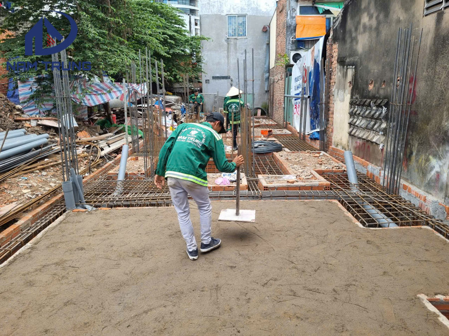 Thi công xây dựng nhà phố 1 trệt 1 lửng 3 lầu sân thượng anh tài ở Bình Thạnh