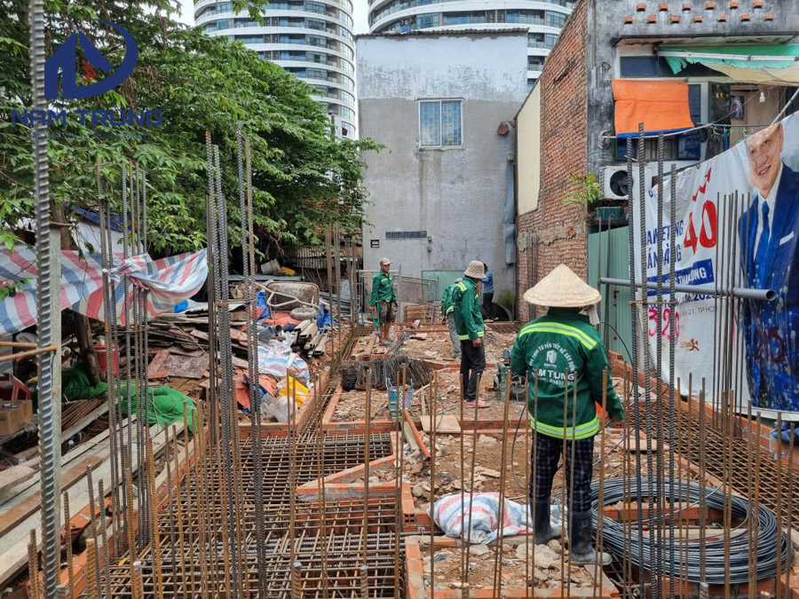 Thi công xây dựng nhà phố 1 trệt 1 lửng 3 lầu sân thượng anh tài ở Bình Thạnh