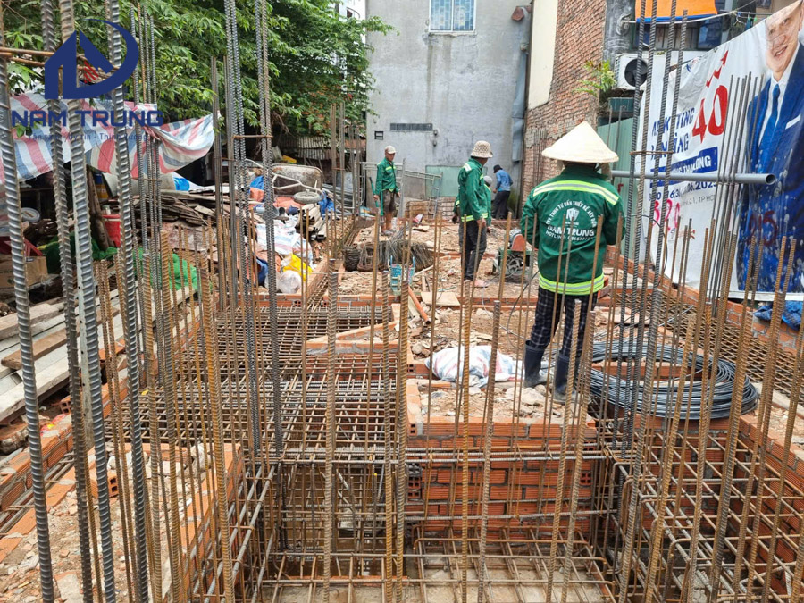 Thi công xây dựng nhà phố 1 trệt 1 lửng 3 lầu sân thượng anh tài ở Bình Thạnh