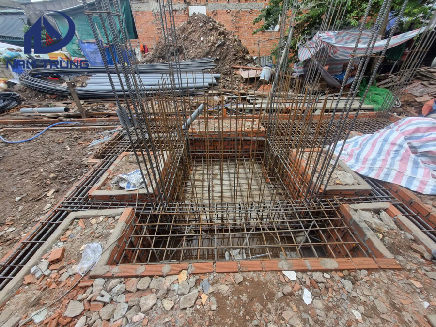 Thi công xây dựng nhà phố 1 trệt 1 lửng 3 lầu sân thượng anh tài ở Bình Thạnh