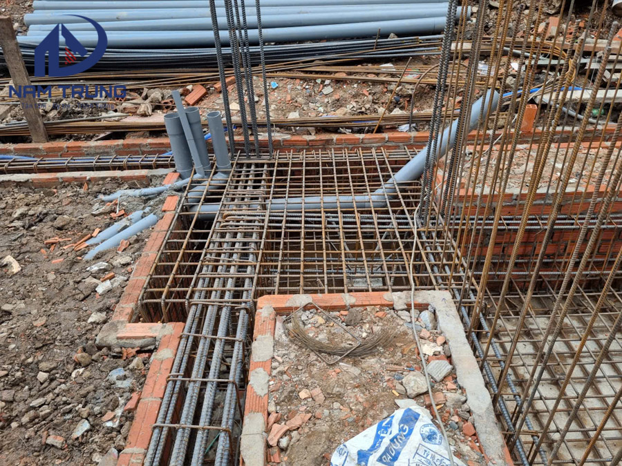 Thi công xây dựng nhà phố 1 trệt 1 lửng 3 lầu sân thượng anh tài ở Bình Thạnh