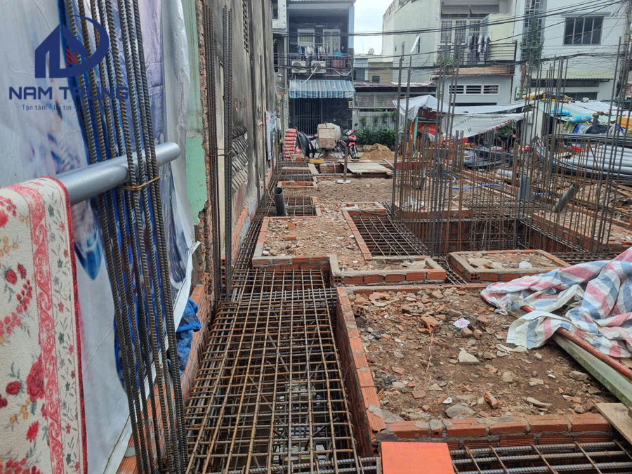 Thi công xây dựng nhà phố 1 trệt 1 lửng 3 lầu sân thượng anh tài ở Bình Thạnh