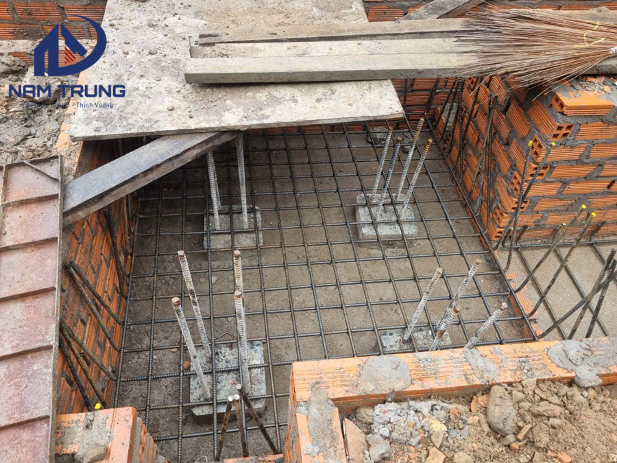 Thi công xây dựng nhà phố 1 trệt 1 lửng 3 lầu sân thượng anh tài ở Bình Thạnh