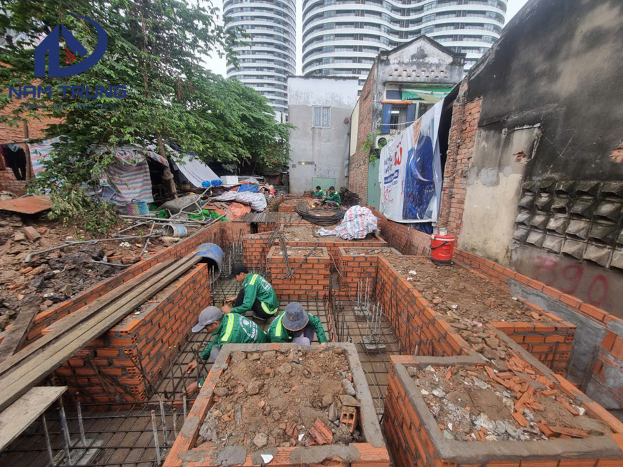 Thi công xây dựng nhà phố 1 trệt 1 lửng 3 lầu sân thượng anh tài ở Bình Thạnh