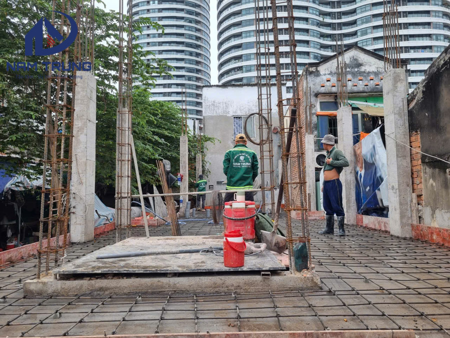 Thi công xây dựng nhà phố 1 trệt 1 lửng 3 lầu sân thượng anh tài ở Bình Thạnh
