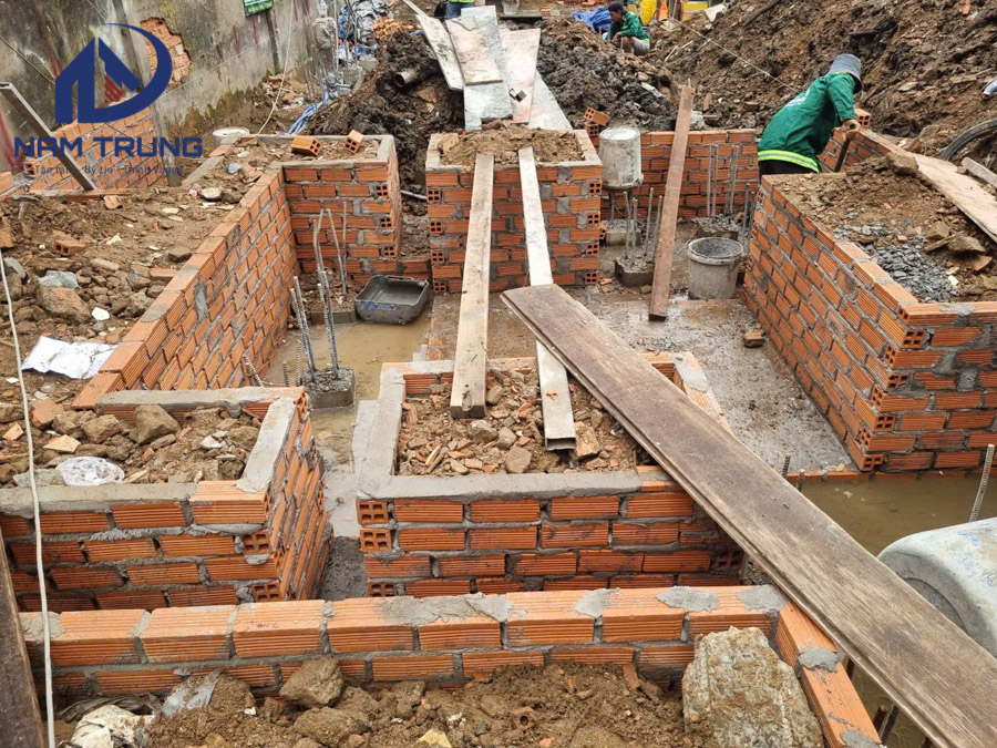 Thi công xây dựng nhà phố 1 trệt 1 lửng 3 lầu sân thượng anh tài ở Bình Thạnh
