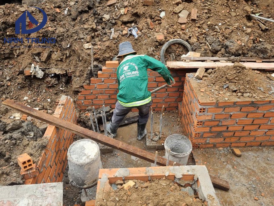 Thi công xây dựng nhà phố 1 trệt 1 lửng 3 lầu sân thượng anh tài ở Bình Thạnh