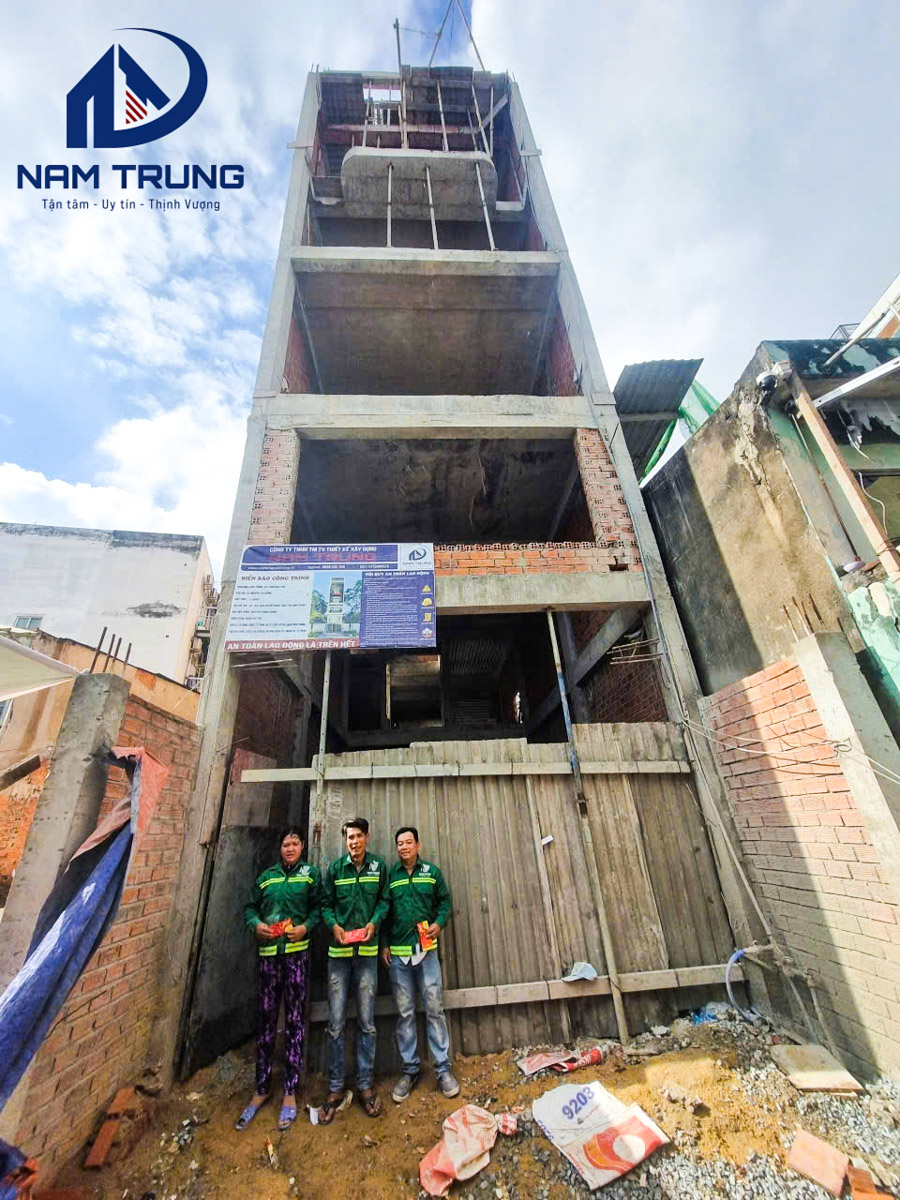 Thi công xây dựng nhà phố 1 trệt 1 lửng 3 lầu sân thượng anh tài ở Bình Thạnh
