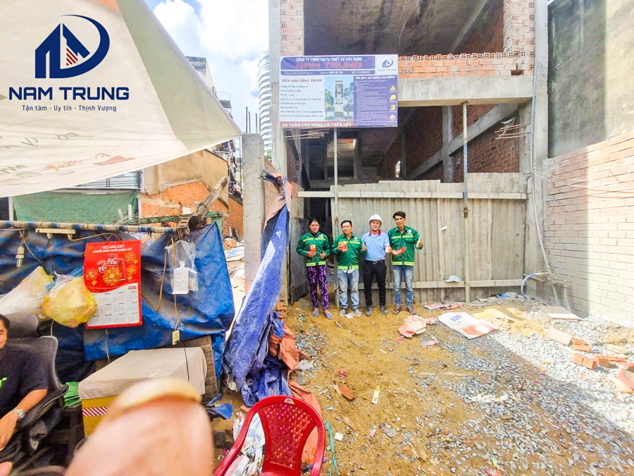 Thi công xây dựng nhà phố 1 trệt 1 lửng 3 lầu sân thượng anh tài ở Bình Thạnh