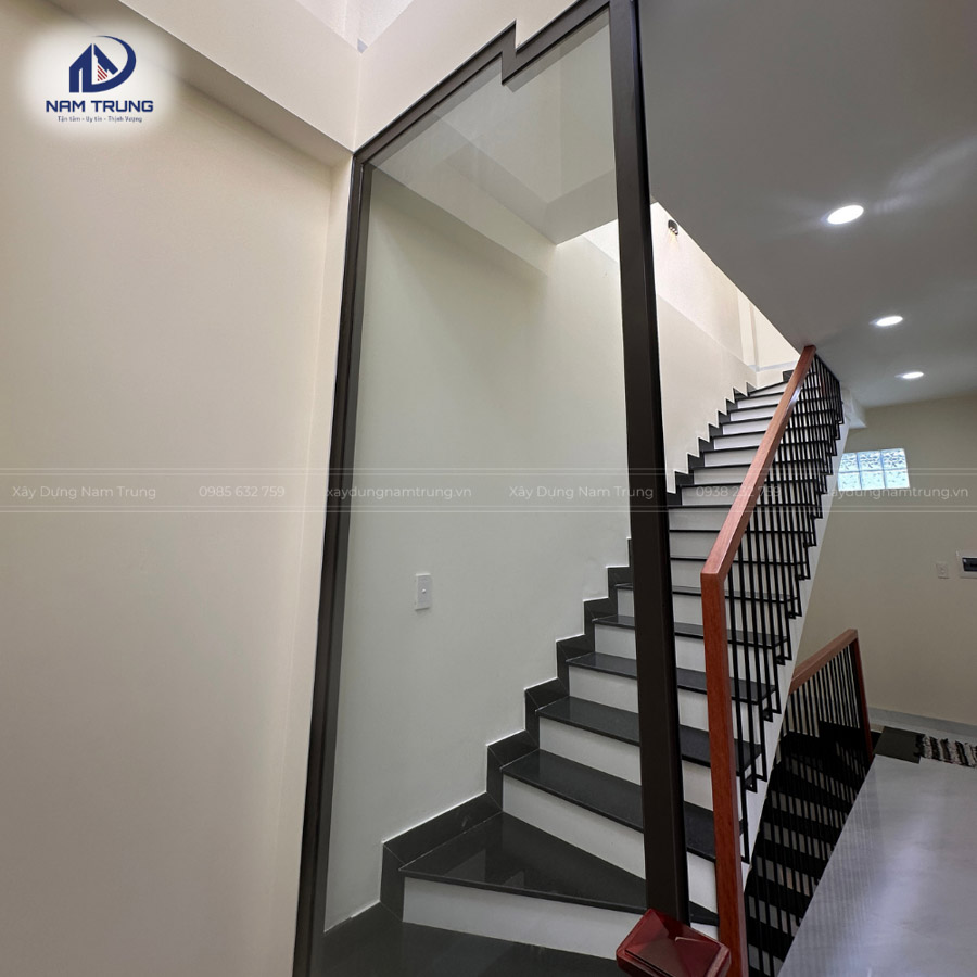 Hình ảnh hoàn thiện nhà phố 1 trệt 3 lầu nhà anh Quân Phường Phú Thọ Hoà
