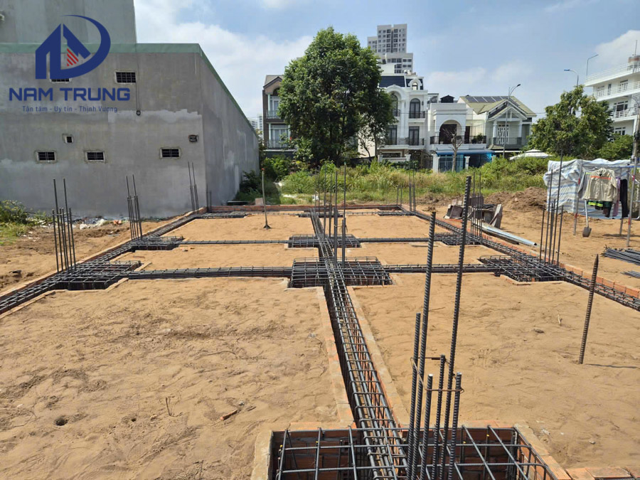 Thi công xây dựng biệt thự 3 tầng nhà anh Đá Quận 9 TPHCM
