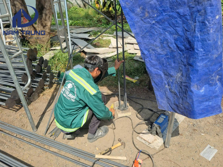 Thi công xây dựng biệt thự 3 tầng nhà anh Đá Quận 9 TPHCM