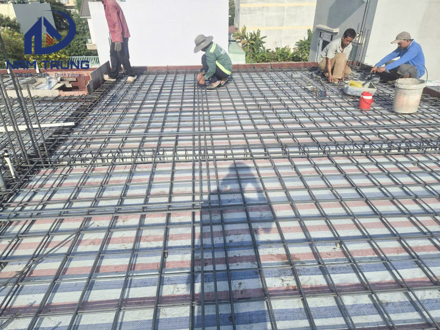 Thi công xây dựng biệt thự 3 tầng nhà anh Đá Quận 9 TPHCM