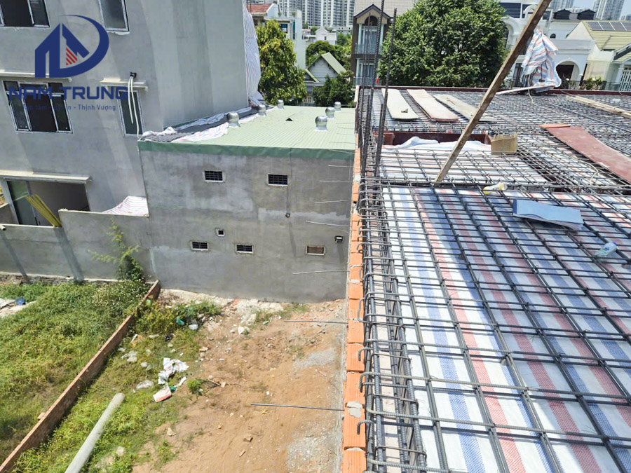 Thi công xây dựng biệt thự 3 tầng nhà anh Đá Quận 9 TPHCM