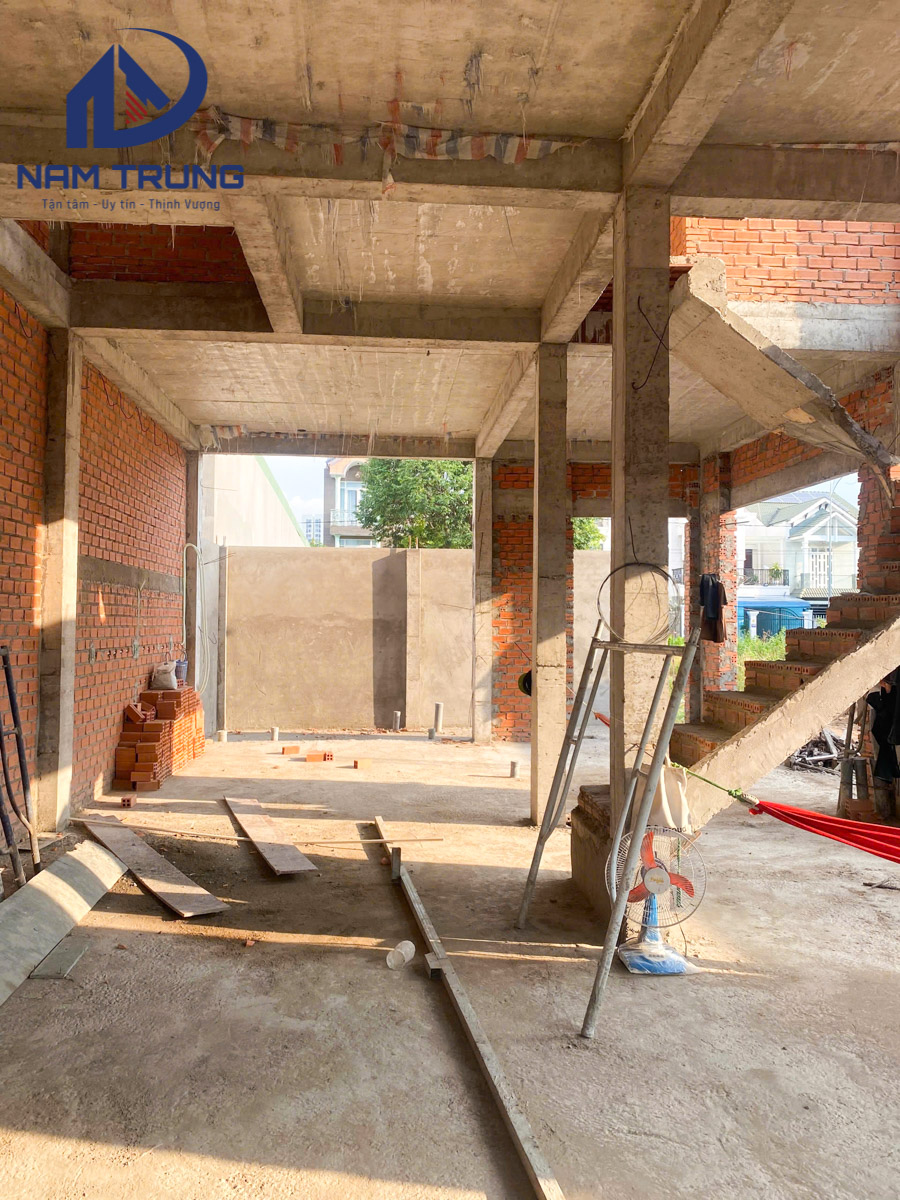 Thi công xây dựng biệt thự 3 tầng nhà anh Đá Quận 9 TPHCM