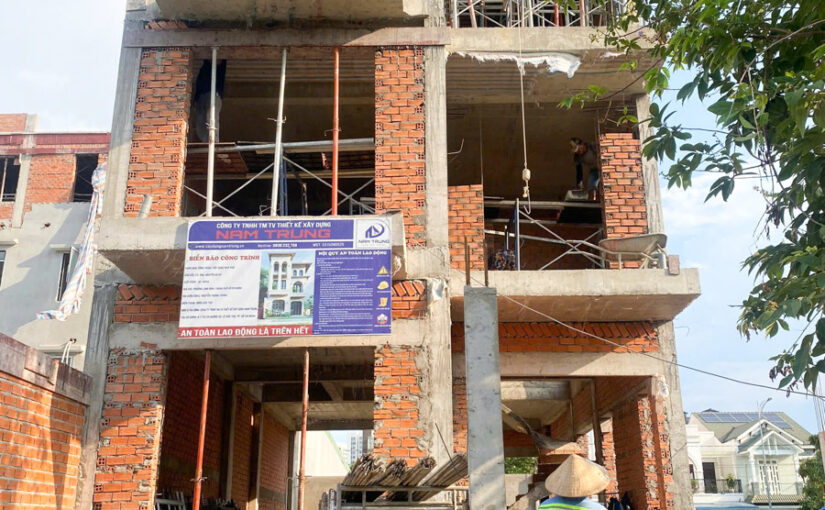 [Đang thi công] Thi công xây dựng biệt thự 3 tầng nhà anh Đá Quận 9 TP HCM