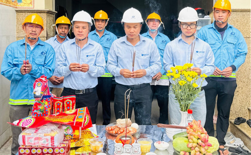 Khởi công cải tạo nâng tầng và thay đổi mặt tiền nhà cho gia đình anh Hùng tại Gò Vấp