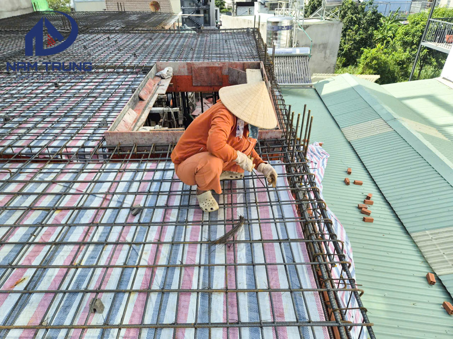 Thi công xây dựng biệt thự 2 tầng nhà chị Chanh ở Phường Thông Tây Hội TP HCM