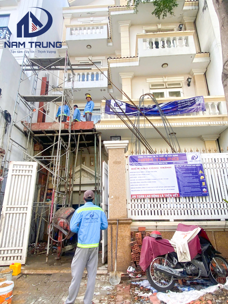 Thi công cải tạo nâng tầng và thay đổi mặt tiền nhà cho gia đình anh Hùng tại Gò Vấp